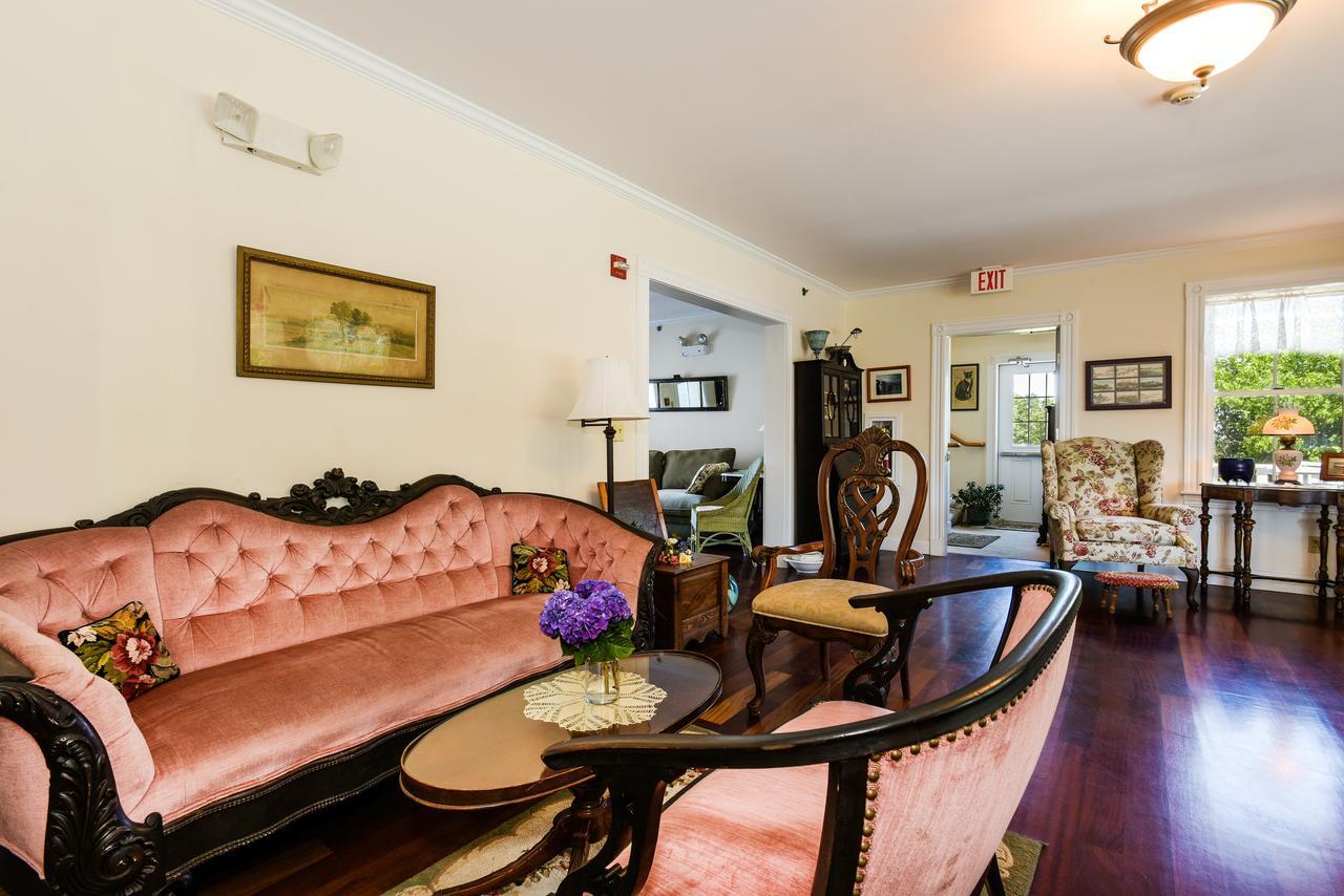 Payne'S Harbor View Inn นิวชอร์แฮม ภายนอก รูปภาพ