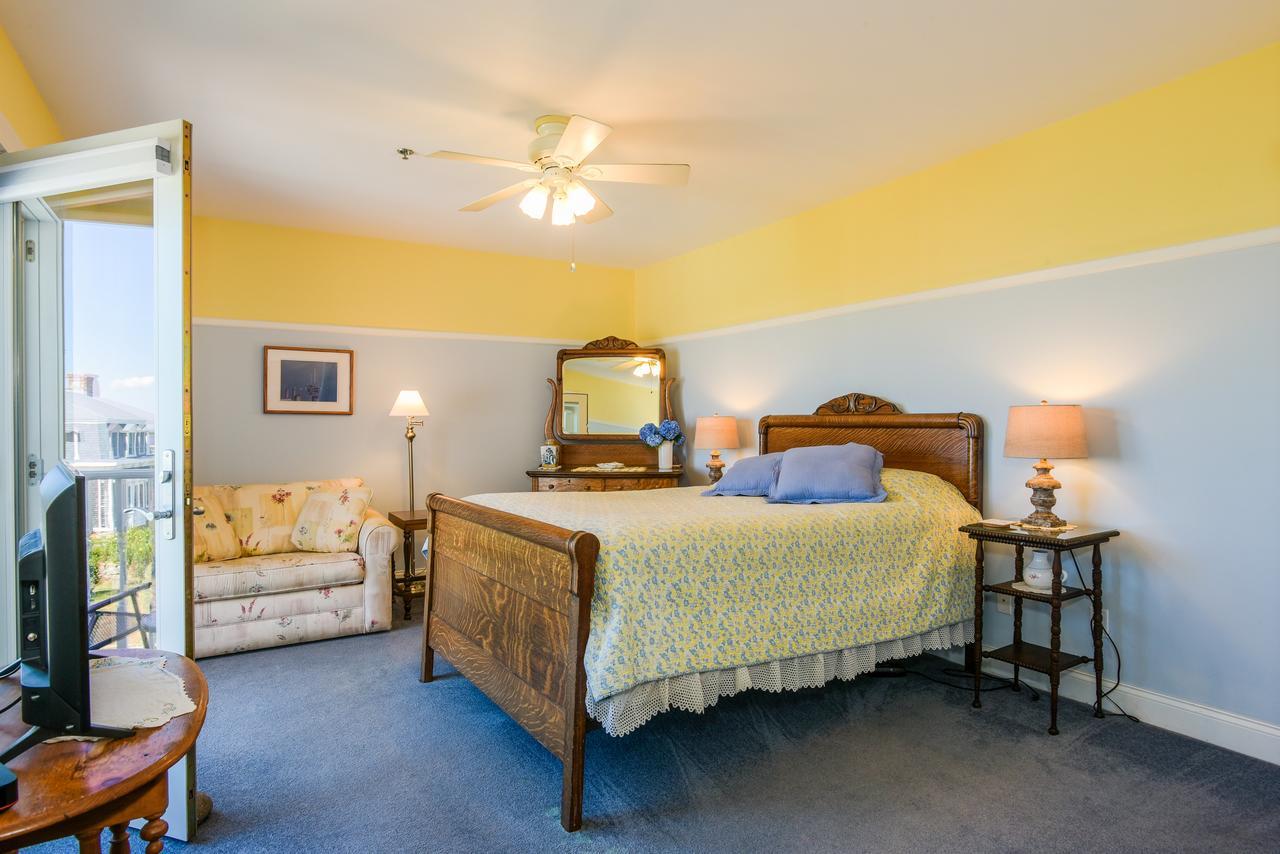 Payne'S Harbor View Inn นิวชอร์แฮม ภายนอก รูปภาพ