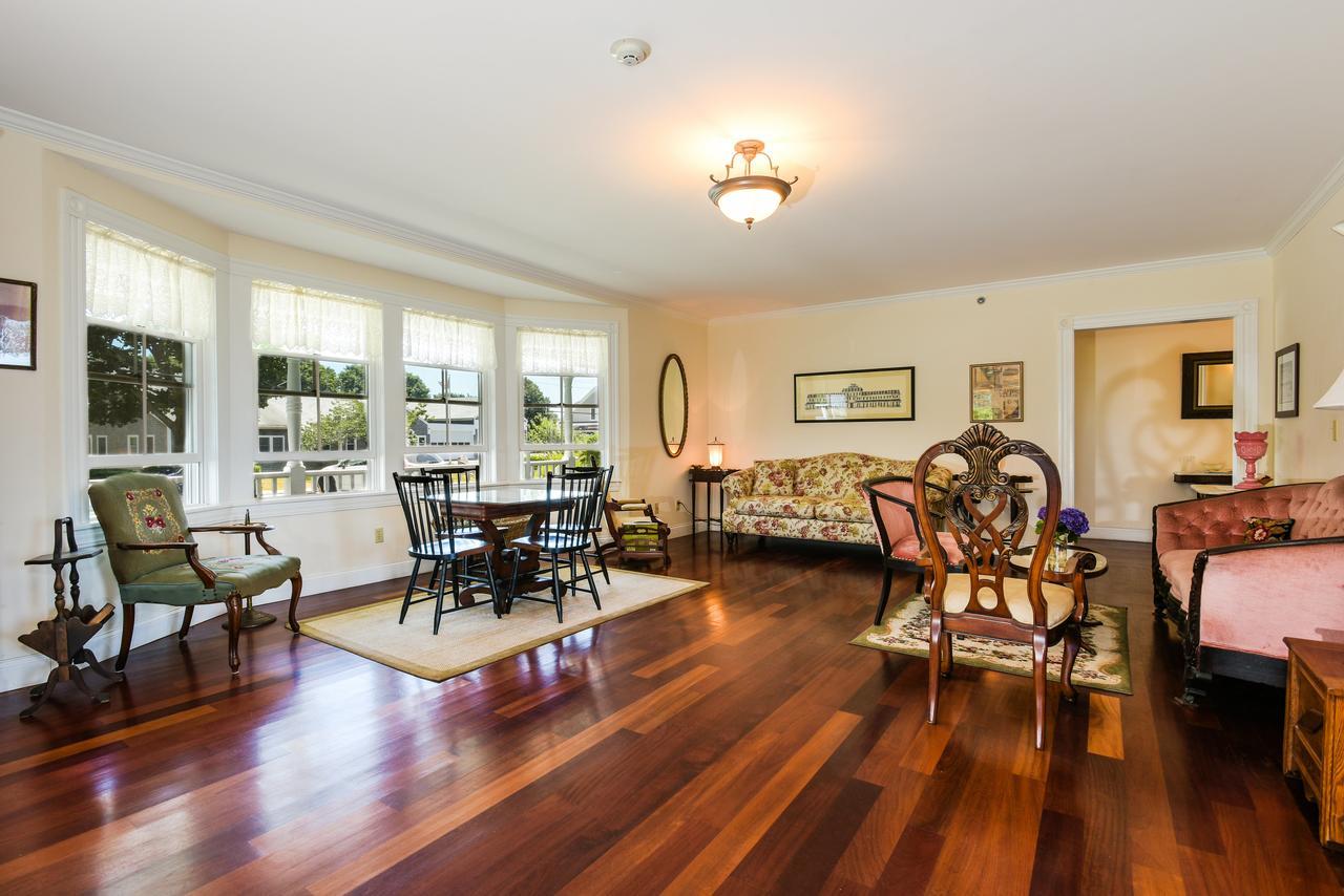 Payne'S Harbor View Inn นิวชอร์แฮม ภายนอก รูปภาพ