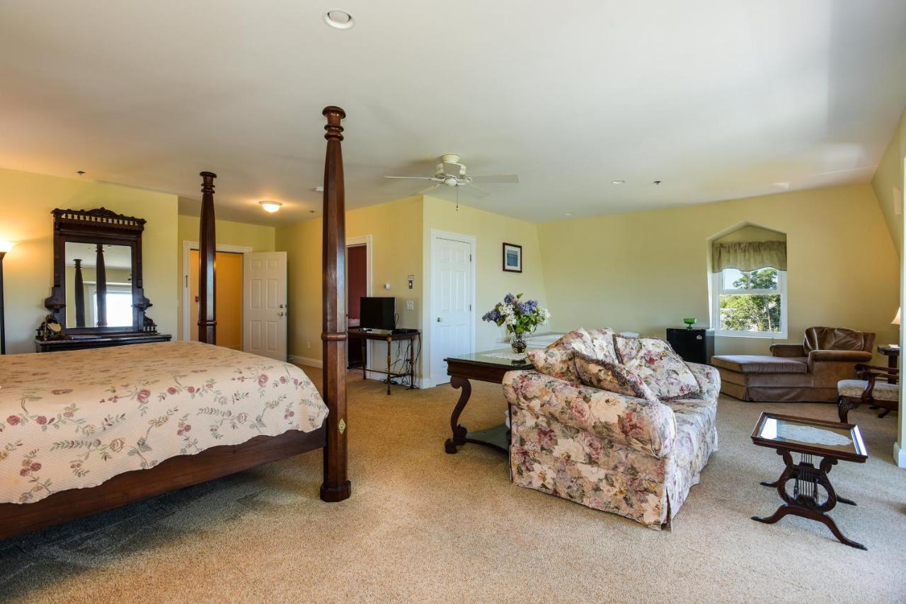 Payne'S Harbor View Inn นิวชอร์แฮม ภายนอก รูปภาพ